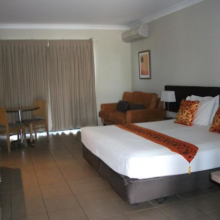 Spinifex Motel And Serviced Apartments Mount Isa Pokoj fotografie