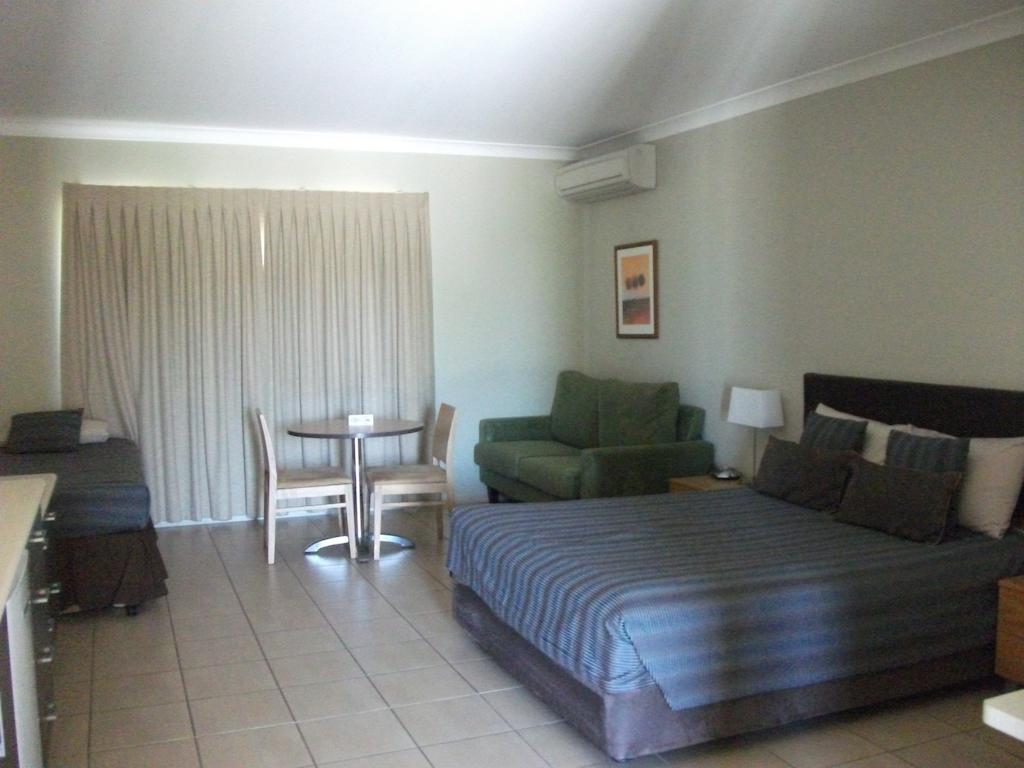 Spinifex Motel And Serviced Apartments Mount Isa Pokoj fotografie